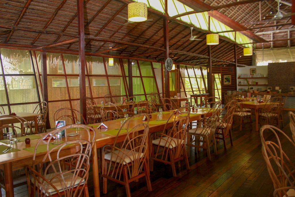 Lodge Heliconia Amazon River *